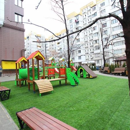 Sky House Central Apartment Chisinau Eksteriør bilde