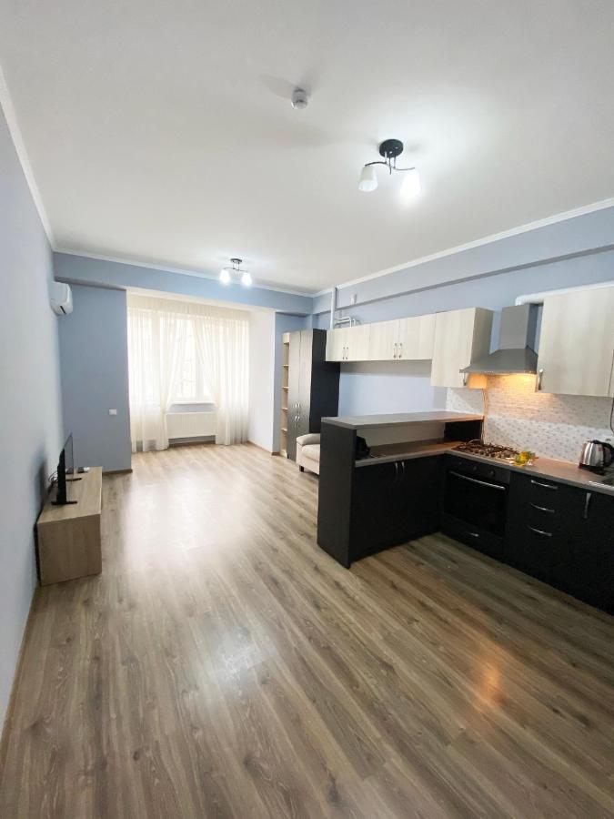 Sky House Central Apartment Chisinau Eksteriør bilde